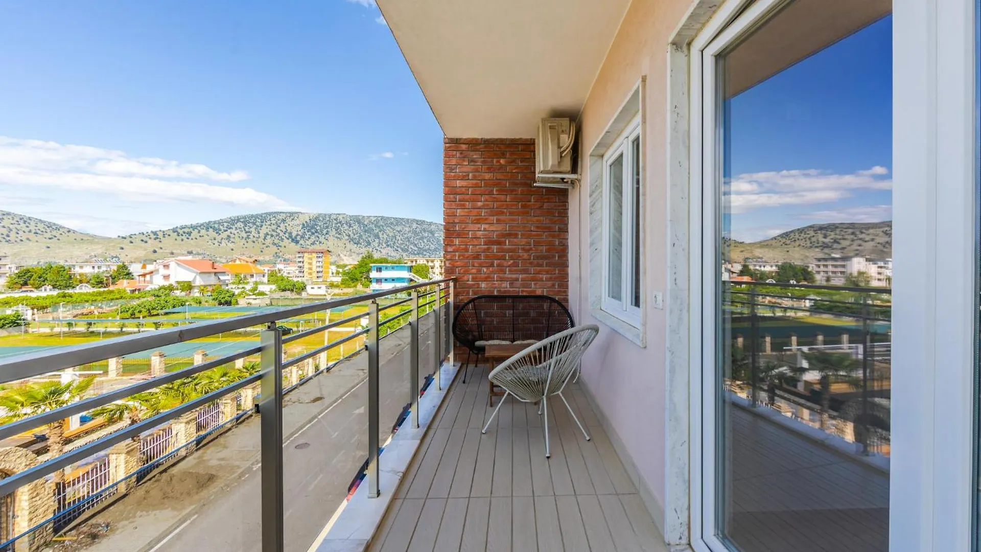 Olivia'S Apartments Velipojë